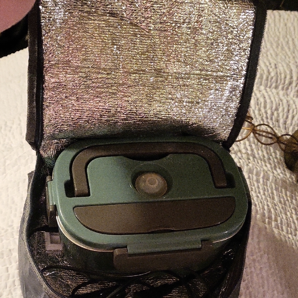 Green Camera Bag with Insulated Interior